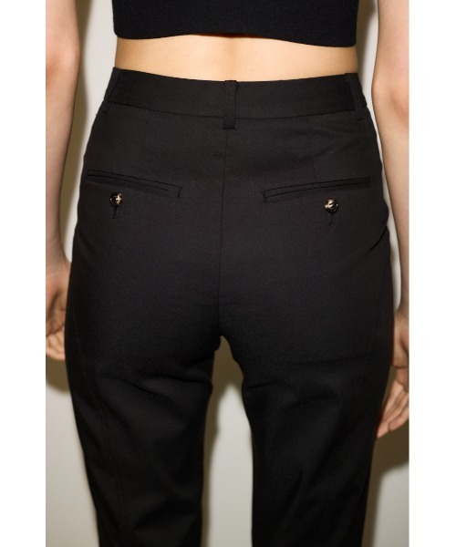 THROW by SLY（スローバイスライ）の「THROW STRETCH CAPRI PT ストレッチ カプリ パンツ（スラックス・レディース・ベージュ/ブラック・1/2）」の7枚目の写真