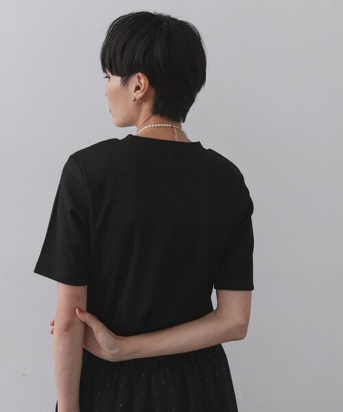 OPAQUE.CLIP(オペークドットクリップ)の「ラメリブカットソー【洗濯機洗い可】(Tシャツ/カットソー・レディース・ブラウン系その他5/グレー系4/ブラック系5・00)」の8枚目の写真