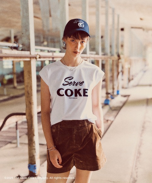 Coca Cola(コカコーラ)の「【Coca-Cola】VIS別注エンブロイダリーキャップ(キャップ・レディース・ワイン/ブラック・FREE)」の5枚目の写真