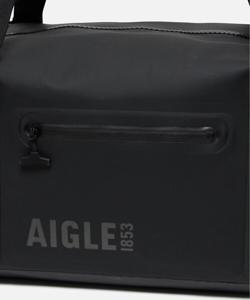 AIGLE（エーグル）の「防水 トラベルドライ ダッフルバッグ 35L（ボストンバッグ・レディース・ブラック/モスグリーン・FREE）」の15枚目の写真