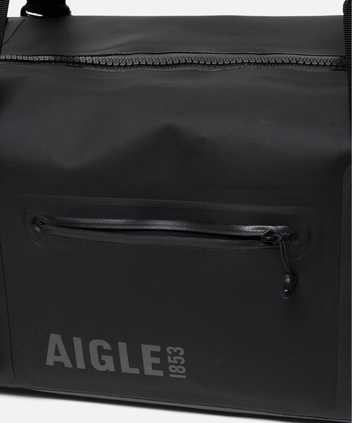 AIGLE（エーグル）の「防水 トラベルドライ ダッフルバッグ 35L（ボストンバッグ・レディース・ブラック/モスグリーン・FREE）」の14枚目の写真