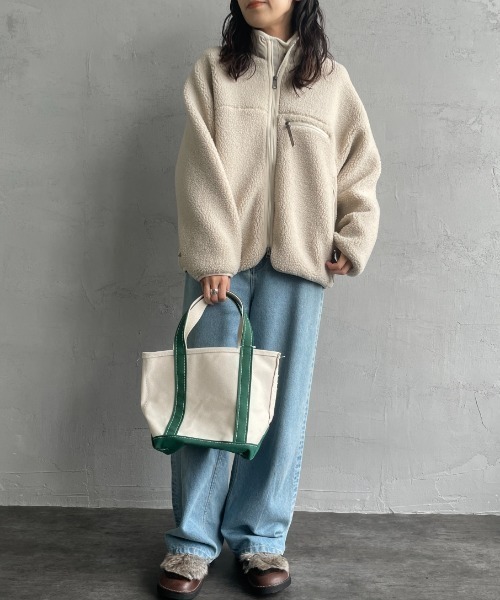 GYMPHLEX（ジムフレックス）の「[GYMPHLEX/ジムフレックス] COZY LIGHT ボアフリースブルゾン（ブルゾン・レディース・オフホワイト/チャコールグレー/ベージュ・14）」の4枚目の写真