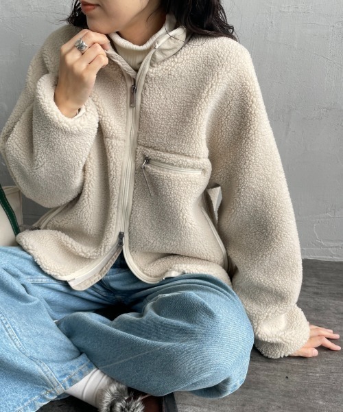 GYMPHLEX（ジムフレックス）の「[GYMPHLEX/ジムフレックス] COZY LIGHT ボアフリースブルゾン（ブルゾン・レディース・オフホワイト/チャコールグレー/ベージュ・14）」の6枚目の写真
