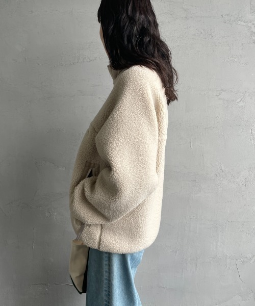 GYMPHLEX（ジムフレックス）の「[GYMPHLEX/ジムフレックス] COZY LIGHT ボアフリースブルゾン（ブルゾン・レディース・オフホワイト/チャコールグレー/ベージュ・14）」の9枚目の写真