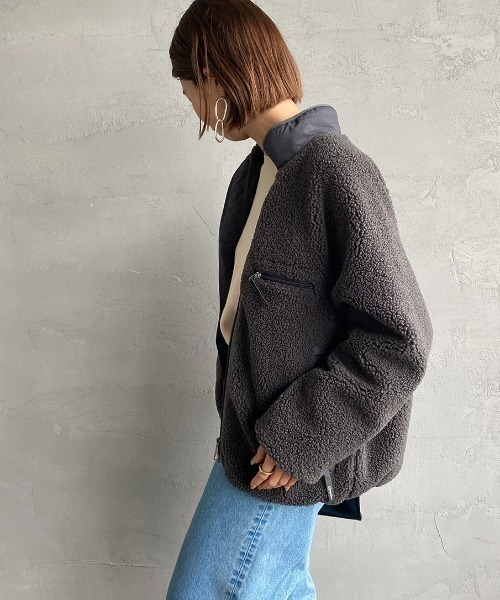 GYMPHLEX（ジムフレックス）の「[GYMPHLEX/ジムフレックス] COZY LIGHT ボアフリースブルゾン（ブルゾン・レディース・オフホワイト/チャコールグレー/ベージュ・14）」の20枚目の写真