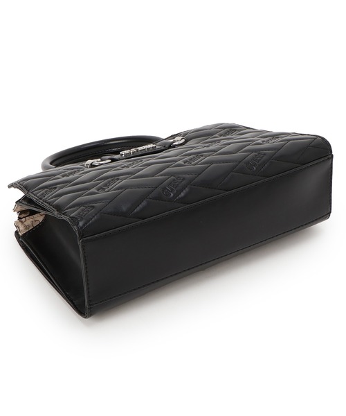 Guess（ゲス）の「BRIELLA Satchel サッチェル ハンドバッグ （ハンドバッグ・レディース・ブラック・ONE SIZE）」の5枚目の写真