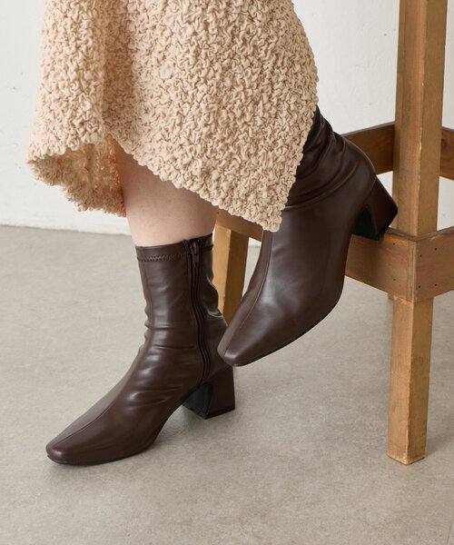 Jena espace merveilleux（ジェナ　エスパスメルヴェイユ）の「ストレッチショートブーツ（ブーツ・レディース・ブラック/ブラウン・MEDIUM/LARGE）」の6枚目の写真