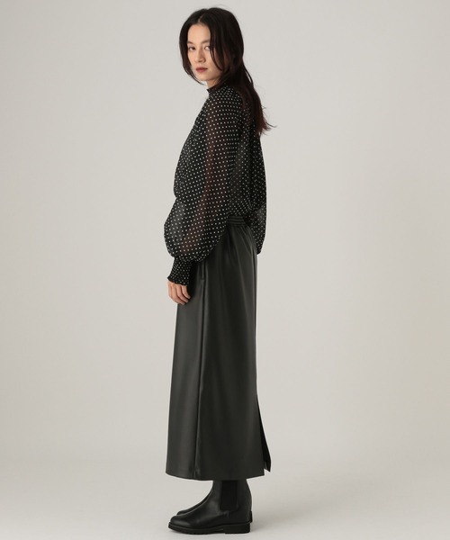 Elura（エルーラ）の「ハイネック柄ブラウス/605968（シャツ/ブラウス・レディース・ブラック/ブラック系その他/ベージュ/ネイビー・FREE）」の17枚目の写真