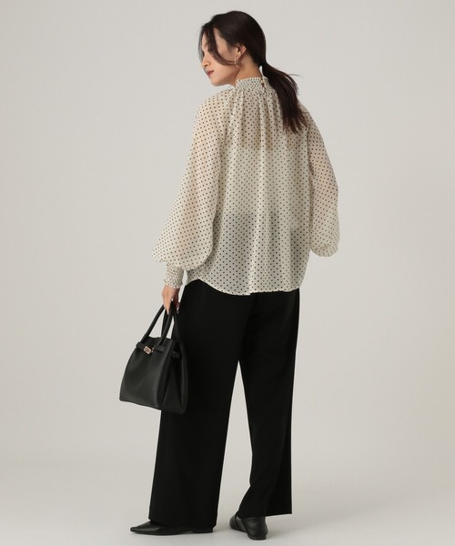 Elura（エルーラ）の「ハイネック柄ブラウス/605968（シャツ/ブラウス・レディース・ブラック/ブラック系その他/ベージュ/ネイビー・FREE）」の18枚目の写真