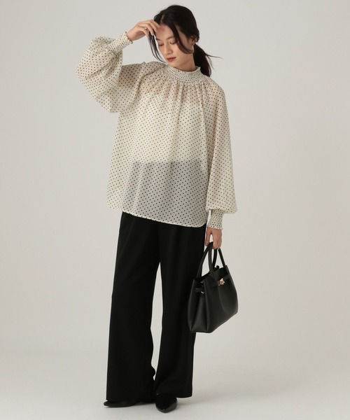 Elura（エルーラ）の「ハイネック柄ブラウス/605968（シャツ/ブラウス・レディース・ブラック/ブラック系その他/ベージュ/ネイビー・FREE）」の22枚目の写真