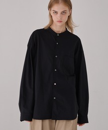 EMMA CLOTHES（エマクローズ）の「〈撥水 / UVカット〉スラブ天竺 ストレッチバンドカラー長袖シャツ（シャツ/ブラウス）」