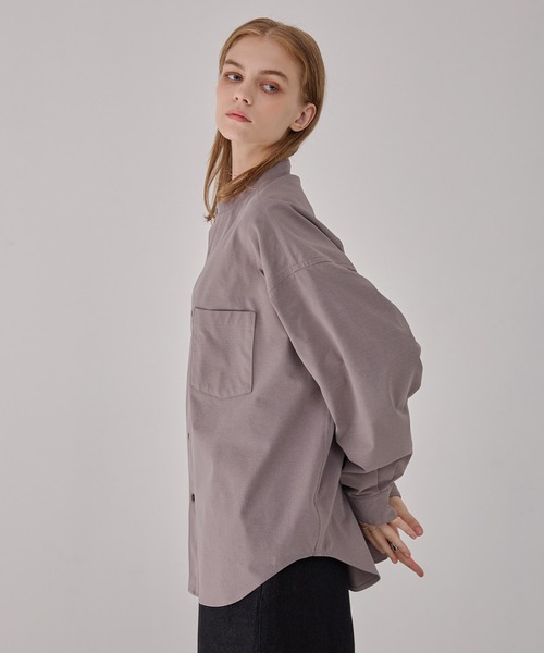 EMMA CLOTHES(エマクローズ)の「〈撥水 / UVカット〉スラブ天竺 ストレッチバンドカラー長袖シャツ(シャツ/ブラウス・メンズ・チャコール/ネイビー/グレイッシュベージュ/ブラック/ライトグレー・S/L/M)」の11枚目の写真