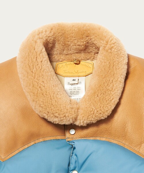 Rocky Mountain FeatherBed（ロッキー マウンテン フェザーベッド）の「【別注】＜Rocky Mountain Featherbed＞Christy Vest/クリスティーベスト（ダウンベスト・メンズ・ブラック/ライトブルー/ダークブラウン・46/44/42/48）」の20枚目の写真