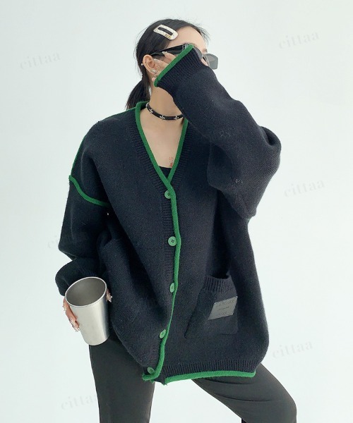 Dalfwin(ダールフィン)の「韓国ファッション バイカラーパイピングラインゆるニットカーディガン(ニット/セーター・レディース・ブラック/ベージュ・FREE)」の6枚目の写真