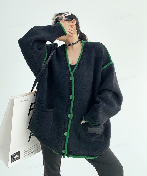 Dalfwin(ダールフィン)の「韓国ファッション バイカラーパイピングラインゆるニットカーディガン(ニット/セーター・レディース・ブラック/ベージュ・FREE)」の12枚目の写真