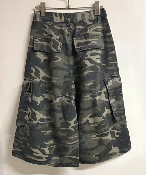 NANEA(ナネア)の「七分丈 迷彩柄ワイドカーゴパンツ(カーゴパンツ・レディース・カモフラージュ・SMALL/LARGE/X-LARGE/MEDIUM)」の19枚目の写真