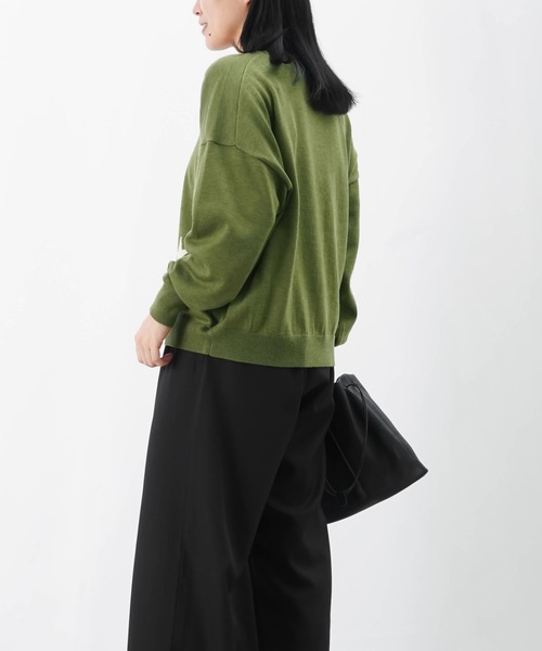 LUCA/LADY LUCK LUCA（ルカ/レディラックルカ）の「LC/LLL 星Vネックニット（ニット/セーター・レディース・グリーン/ベージュ/ブラック・FREE）」の22枚目の写真