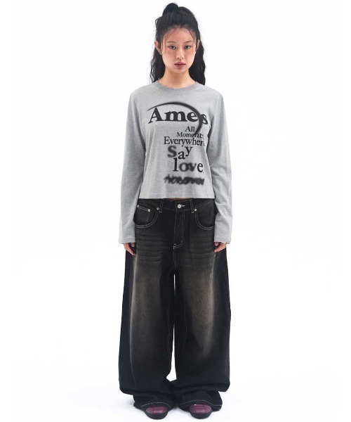 AMESWORLDWIDE(アメスワールドワイド)の「A'GEM/9 × .kom 『AMESWORLDWIDE/アメスワールドワイド』 BIG TYPO LONGSLEEVE TEE/ビッグタイポ長袖Tシャツ(Tシャツ/カットソー・レディース・ホワイト/ブラック/ライトブルー/グレー・S)」の9枚目の写真