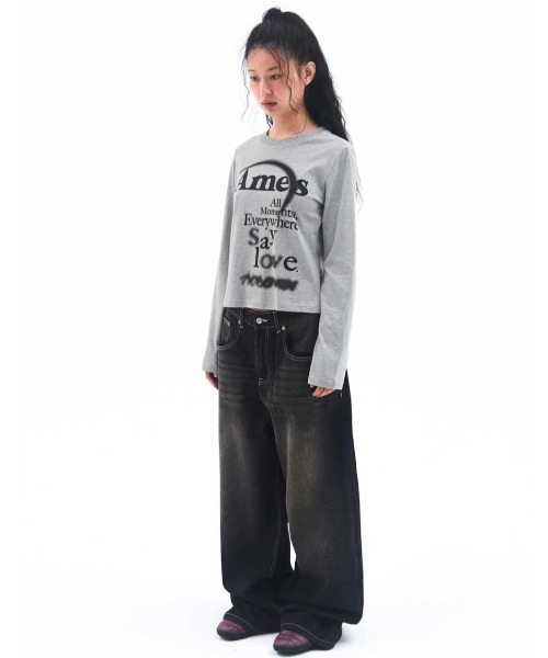 AMESWORLDWIDE(アメスワールドワイド)の「A'GEM/9 × .kom 『AMESWORLDWIDE/アメスワールドワイド』 BIG TYPO LONGSLEEVE TEE/ビッグタイポ長袖Tシャツ(Tシャツ/カットソー・レディース・ホワイト/ブラック/ライトブルー/グレー・S)」の10枚目の写真