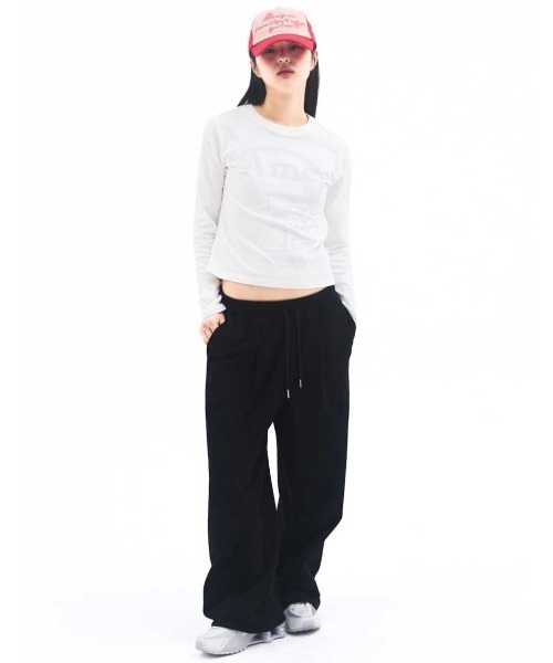 AMESWORLDWIDE(アメスワールドワイド)の「A'GEM/9 × .kom 『AMESWORLDWIDE/アメスワールドワイド』 BIG TYPO LONGSLEEVE TEE/ビッグタイポ長袖Tシャツ(Tシャツ/カットソー・レディース・ホワイト/ブラック/ライトブルー/グレー・S)」の6枚目の写真