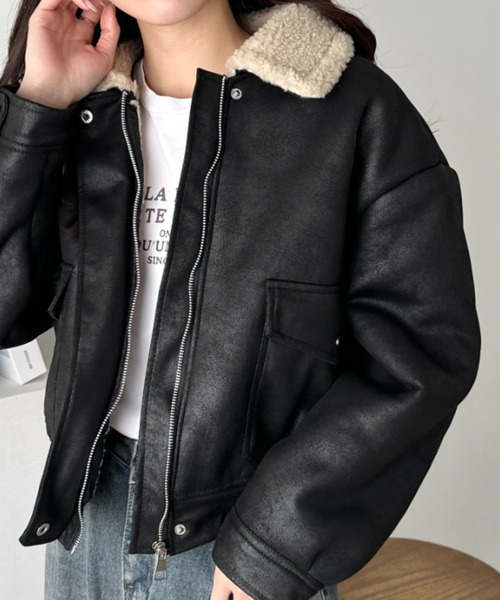 CLEA（クレア）の「ヴィンテージライクオーバーサイズPUブルゾン（ブルゾン・レディース・ブラウン/キャメル/ブラック・FREE）」の4枚目の写真