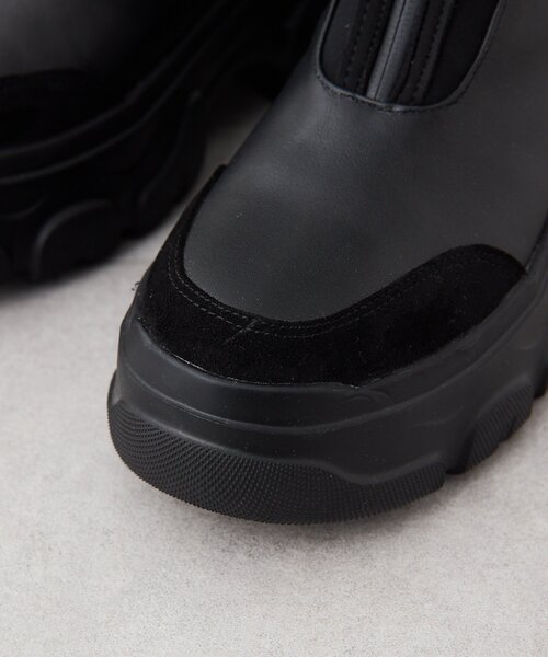 SUMI STYLE ブラックショートブーツ　イアパピヨネ　Lサイズ ear PAPILLONNER（イアパピヨネ）の「《本革》ボリュームソール