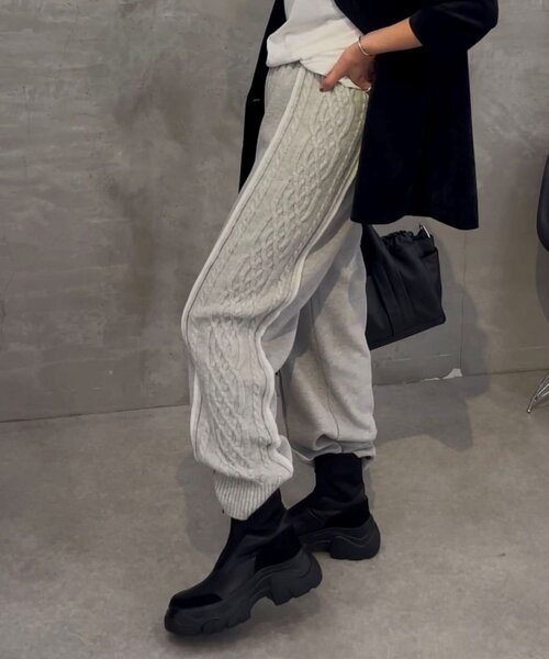 イアパピヨネ　本革ボリュームソールショートブーツ ブラック 動画あり/軽量/スタイルアップ》本革/ボリュームソールショート