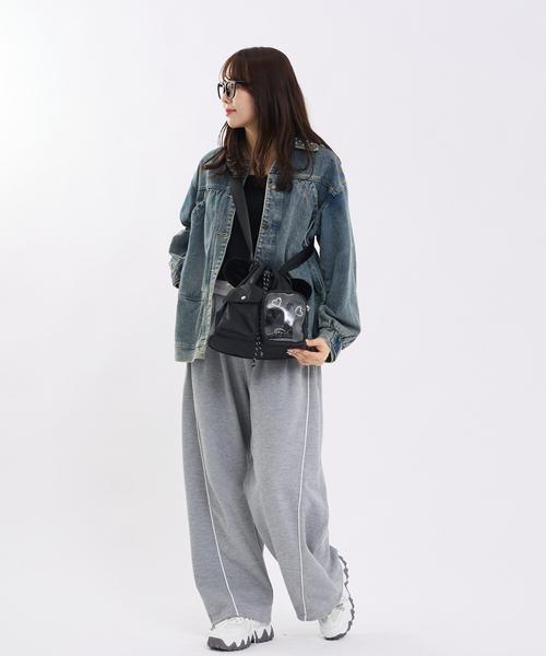 LOWELL things（ロウェル　シングス）の「【推し活/再入荷】オシゴト巾着ショルダーバッグ/2WAY（ショルダーバッグ・レディース・ブラック/アイボリー・フリー）」の7枚目の写真