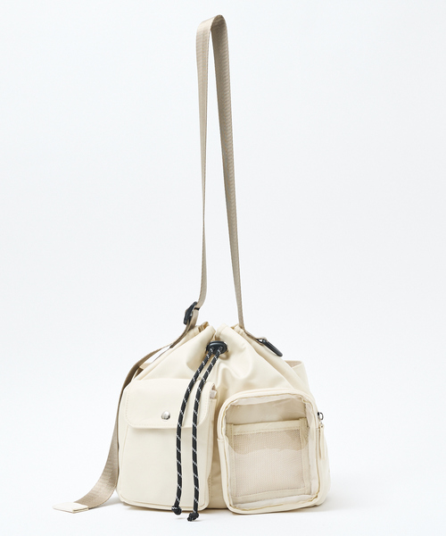 LOWELL things（ロウェル　シングス）の「【推し活/再入荷】オシゴト巾着ショルダーバッグ/2WAY（ショルダーバッグ・レディース・ブラック/アイボリー・フリー）」の10枚目の写真