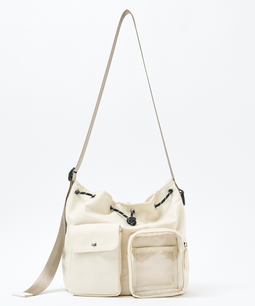 LOWELL things（ロウェル　シングス）の「【推し活/再入荷】オシゴト巾着ショルダーバッグ/2WAY（ショルダーバッグ・レディース・ブラック/アイボリー・フリー）」の11枚目の写真