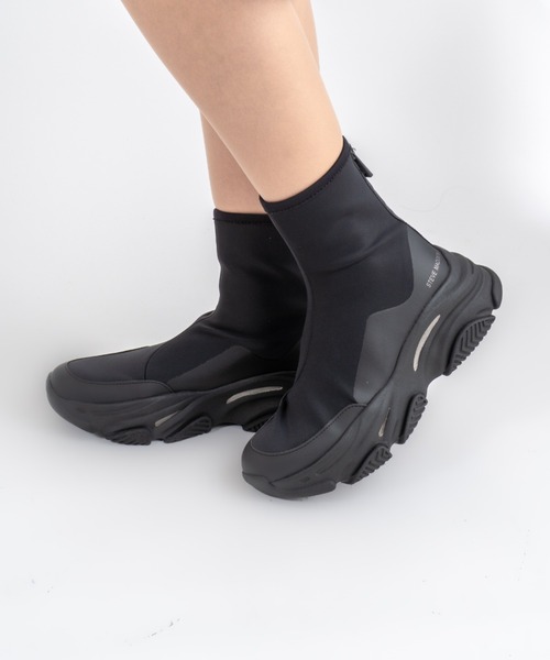 STEVE MADDEN（スティーブマデン）の「【STEVE MADDEN/スティーブマデン】バックジップスニーカーブーツ VROOMS-UA（スニーカー・レディース・ブラック/グレー・7/7.5/8/8.5/6.5）」の22枚目の写真
