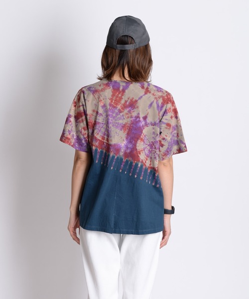 MARAI(マーライ)の「タイダイ染半袖Tシャツ(Tシャツ/カットソー・レディース・グリーン/レッド/ネイビー・FREE)」の7枚目の写真
