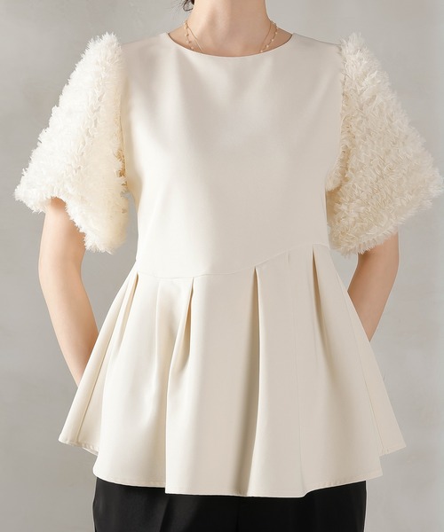 Kana（カナ）の「チュールフリル袖 ペプラムトップス テーパードパンツ セットアップ ドレス パーティー 結婚式 お呼ばれ オケージョン（パンツドレス・レディース・ブラック/ホワイト×ブラック・M）」の20枚目の写真