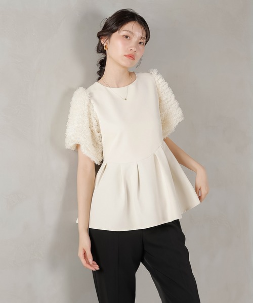 Kana（カナ）の「チュールフリル袖 ペプラムトップス テーパードパンツ セットアップ ドレス パーティー 結婚式 お呼ばれ オケージョン（パンツドレス・レディース・ブラック/ホワイト×ブラック・M）」の7枚目の写真