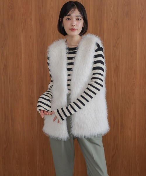 Bou Jeloud(ブージュルード)の「フェイクロングフォックスファーベスト(ベスト・レディース・ブラウン/グレイッシュベージュ/アイボリー/チャコールグレー・FREE)」の10枚目の写真