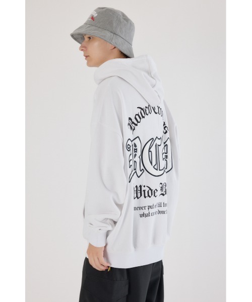 RODEO CROWNS WIDE BOWL（ロデオクラウンズワイドボウル）の「Blackletter フーディー（パーカー・メンズ・ブラック/ホワイト/杢グレー・MEDIUM/LARGE）」の5枚目の写真