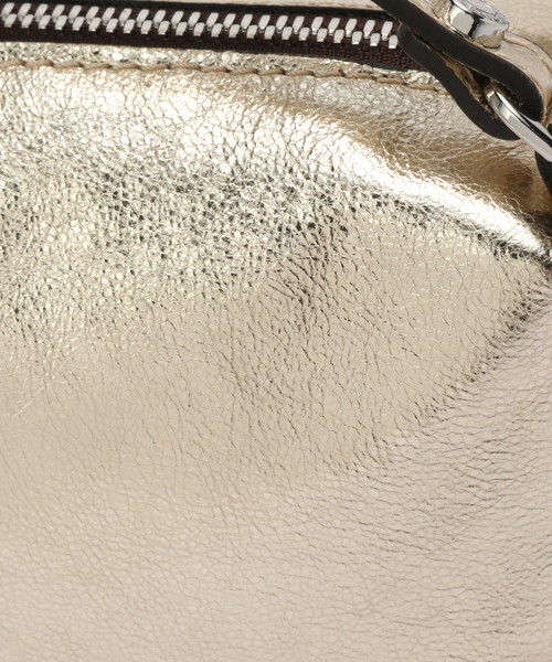 Spick & Span（スピックアンドスパン）の「GIANNI CHIARINI / ジャンニ キアリーニ ALIFA（ショルダーバッグ・レディース・ゴールド・FREE）」の3枚目の写真