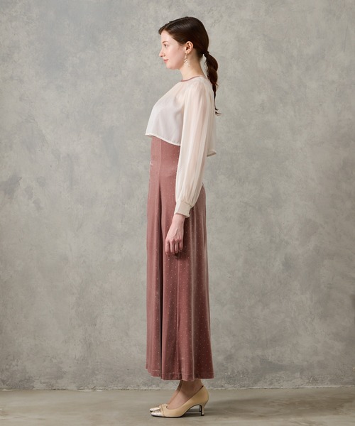 AIMER(エメ)の「オーガンジーカフススリーブブラウス×箔ドットベロアギャザーキャミソールワンピース 2点セットパーティードレス 結婚式 お呼ばれ ドレス 20代 30代(ドレス・レディース・ピンクベージュ/ブラック/ブラウン・SMALL/MEDIUM)」の9枚目の写真