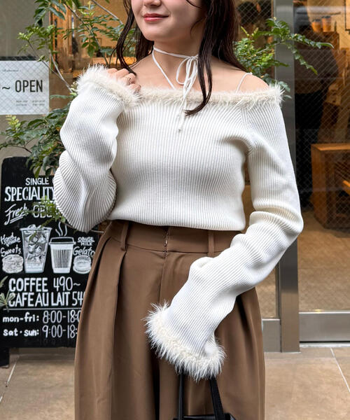 FREE'S MART(フリーズマート)の「◆フェザートリミングリブニット(ニット/セーター・レディース・ホワイト/ピンク/グレー・FREE)」の2枚目の写真