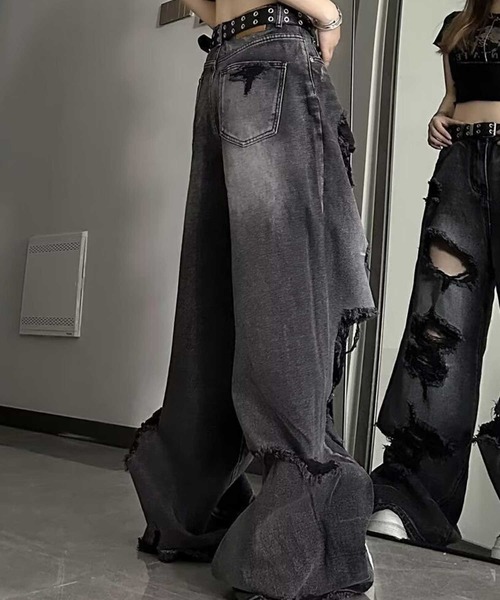 SPIGA(スピーガ)の「クラッシュワイドデニムパンツ(デニムパンツ・レディース・ブラック・SMALL/MEDIUM/LARGE/X-LARGE)」の6枚目の写真