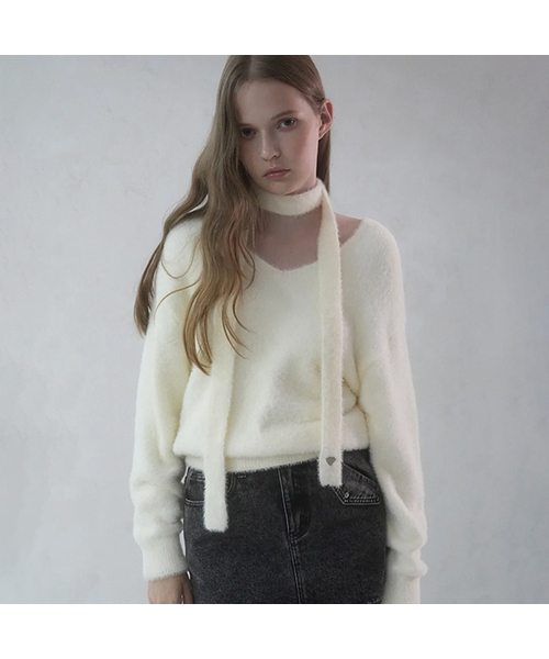 AVANDRESS(アバンドレス )の「Lily Muffler Set Knit - 5COL(ニット/セーター・レディース・ピンク/ブルー/ブラック/カーキ/アイボリー・FREE)」の2枚目の写真
