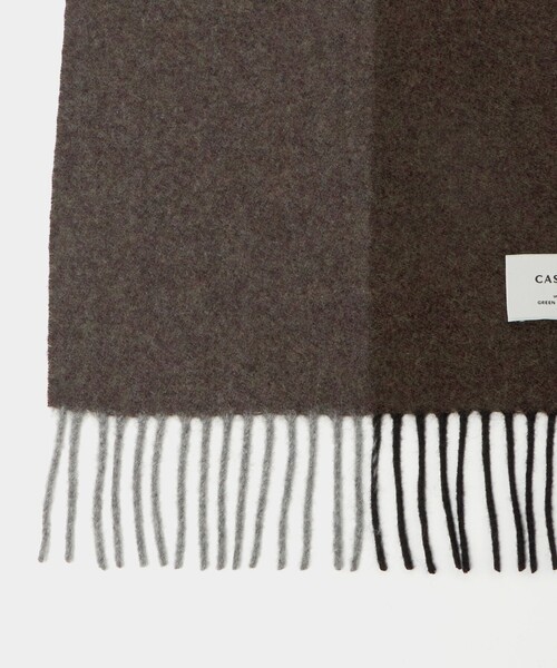 green label relaxing(グリーンレーベルリラクシング)の「カシミヤ 100 パネル マフラー(マフラー・メンズ・ダークブラウン/ダークグレー/ネイビー/ダークグリーン・FREE)」の12枚目の写真