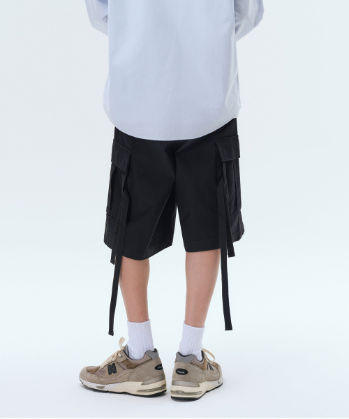 MUSINSA STANDARD（ムシンサスタンダード）の「ブリティッシュアーミーカーゴバミューダパンツ[ブラック]（その他パンツ・メンズ・その他・38/36/27/28/29/34/32/30/31/33/26）」の3枚目の写真