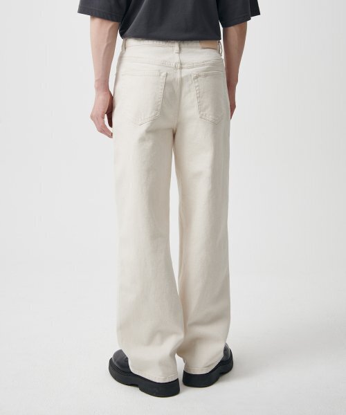 MUSINSA STANDARD（ムシンサスタンダード）の「CALIK ワイドデニムパンツ [クリーム]（デニムパンツ・メンズ・その他・40/27/28/29/38/36/34/32/30/26/31/33）」の8枚目の写真