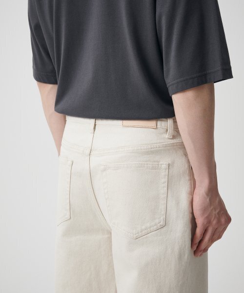 MUSINSA STANDARD（ムシンサスタンダード）の「CALIK ワイドデニムパンツ [クリーム]（デニムパンツ・メンズ・その他・40/27/28/29/38/36/34/32/30/26/31/33）」の12枚目の写真