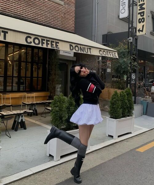 YOUHEE(ユヒ)の「SQUARE NECK SLEVELESS DRESS WHITE(ワンピース・レディース・その他・MEDIUM/SMALL)」の9枚目の写真