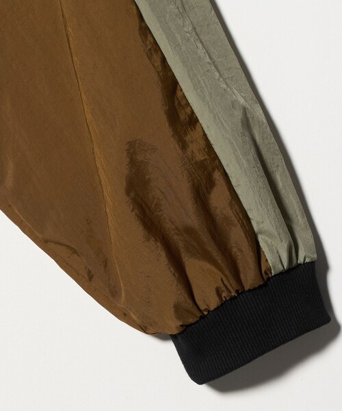 6（ロク）の「＜6(ROKU)＞ナイロン トップス（その他トップス・レディース・ダークグレー/コバルトブルー・FREE）」の8枚目の写真