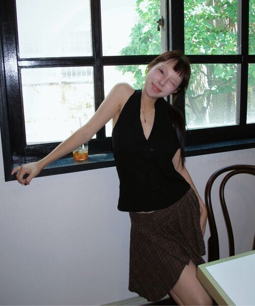 ROSEFRANTZ（ロゼフランツ）の「Flower Halter Blouse [Black]（シャツ/ブラウス・レディース・ブラック・SMALL/MEDIUM）」の9枚目の写真