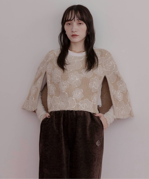 Eimee Law(エイミーロウ)の「フラワー刺繍ポンチョトップス(その他トップス・レディース・ベージュ/ブラック・FREE)」の19枚目の写真