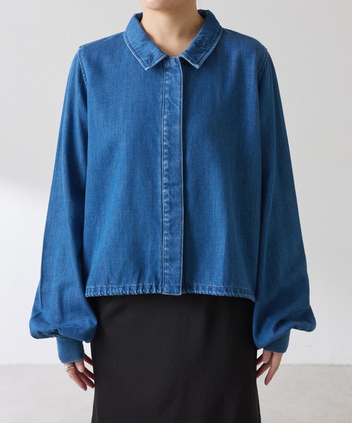 COLLAGE GALLARDAGALANTE（コラージュガリャルダガランテ）の「Q.anos/スタンドネック袖リブデニムシャツ/WEB限定カラー展開（シャツ/ブラウス・レディース・インディゴブルー/ブルー/ベージュ系その他/ベージュ・FREE）」の17枚目の写真